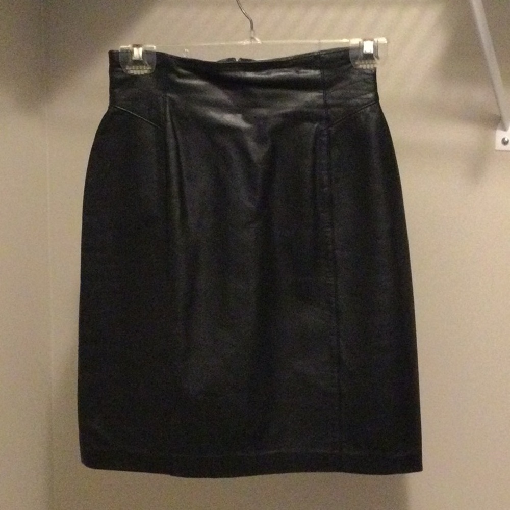 Leather skirt